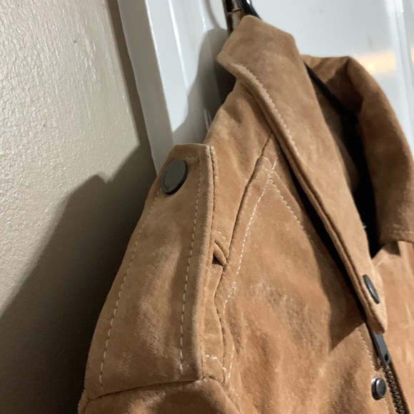 BLANK NYC Suede moto jacket tan - Picture 4 of 10